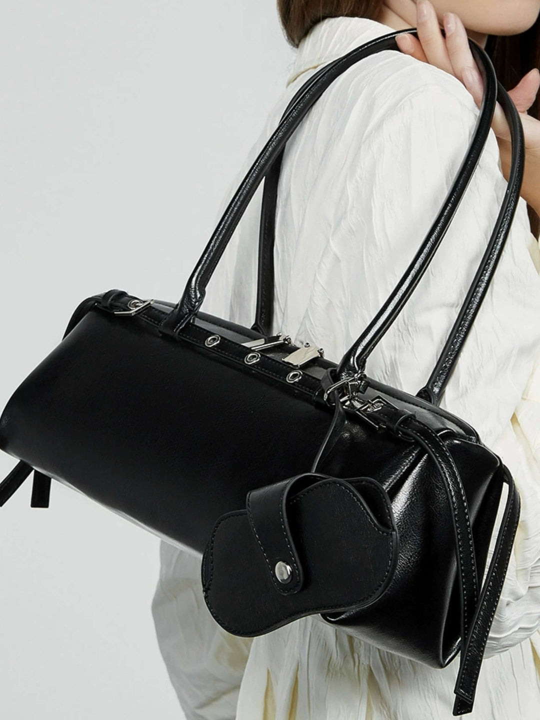 Renata Shoulder Bag