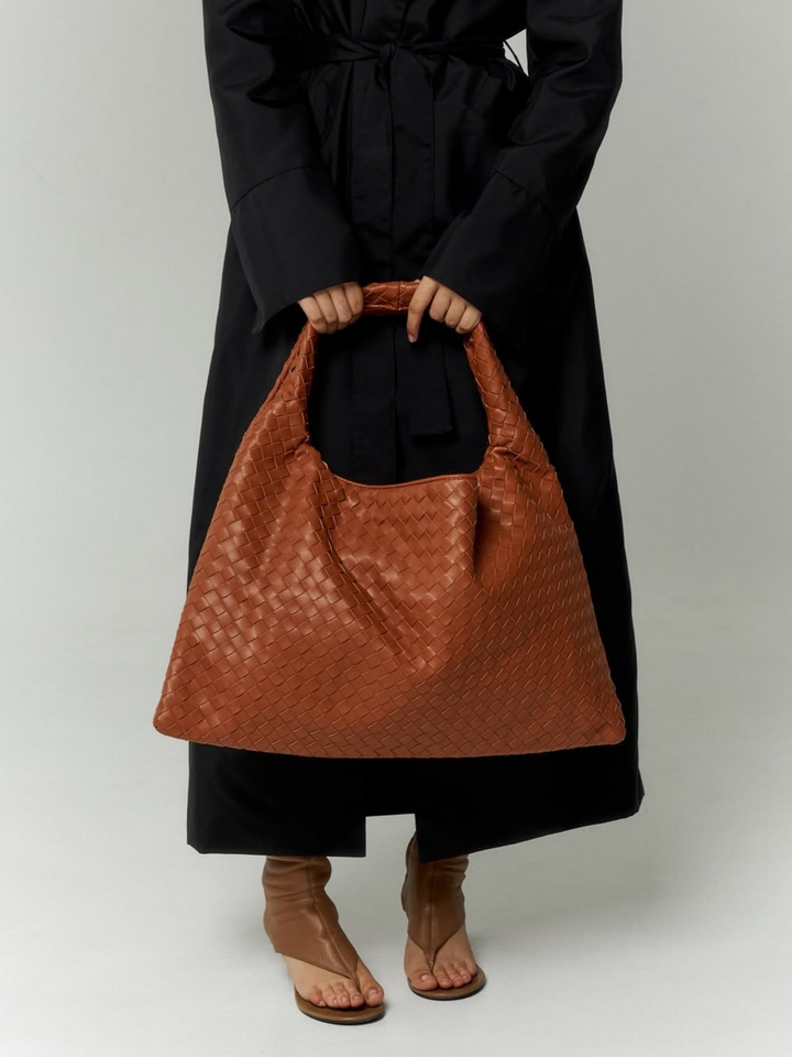 Noir™ Tote Bag I Camel