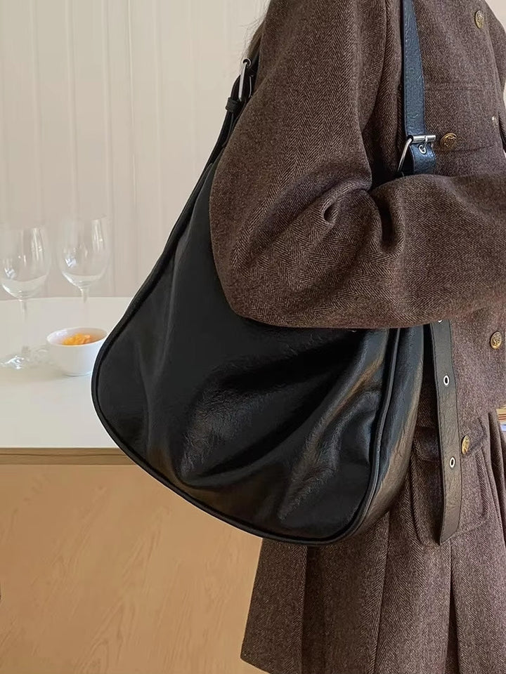 Nora™ Hobo I Black