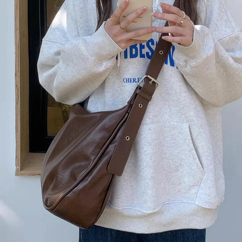 Nora™ Hobo I Brown